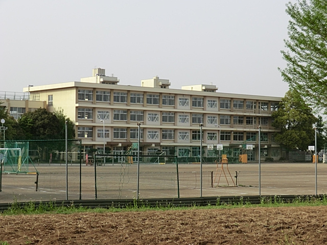 【中学校】所沢市立　三ケ島中学校まで1700ｍ