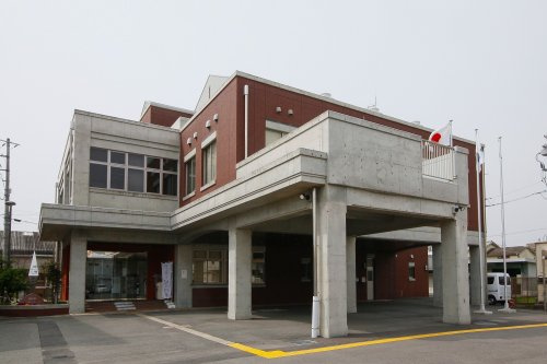 【市役所・区役所】紀の川市役所　桃山支所まで1231ｍ