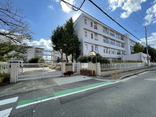 【小学校】西宮市立段上小学校まで1103ｍ