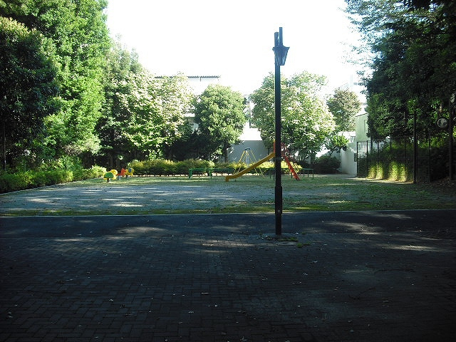 【公園】南池袋公園まで521ｍ