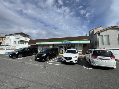 【コンビニエンスストア】ファミリーマート市川若宮店まで600ｍ