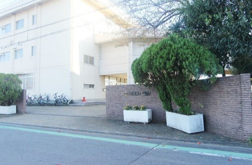【中学校】相模原市立麻溝台中学校まで809ｍ