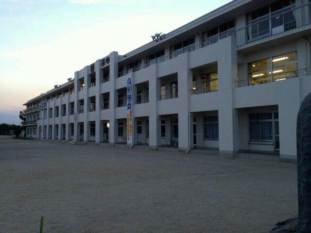 【中学校】美濃加茂市立西中学校まで1669ｍ