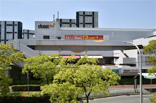 【スーパー】グルメシティ芦屋浜店まで450ｍ