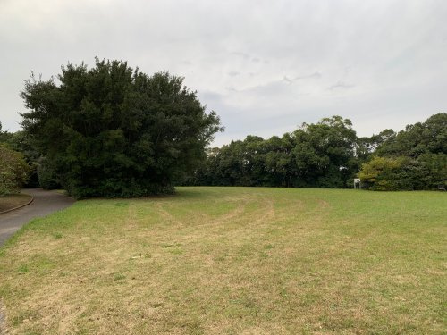 【公園】市民ふれあい公園まで895ｍ