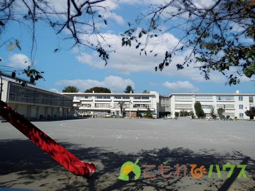 【小学校】鴻巣市立鴻巣南小学校まで165ｍ