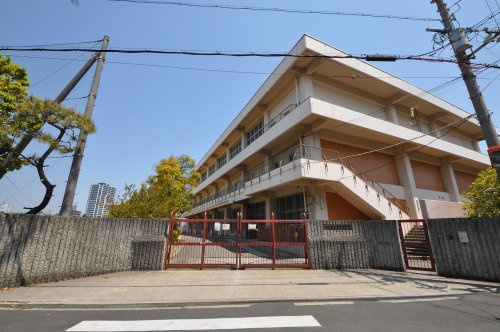 【小学校】高石市立東羽衣小学校まで750ｍ
