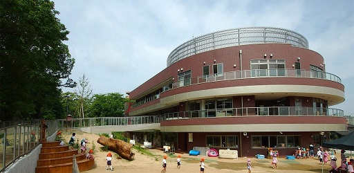 【幼稚園】幼保連携型認定こども園常磐会短期大学付属いずみがおか幼稚園まで654ｍ
