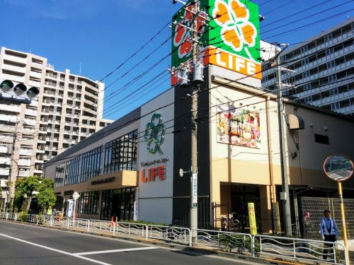 【スーパー】ライフ　東砂店まで343ｍ