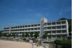 【小学校】谷外小学校まで1214ｍ