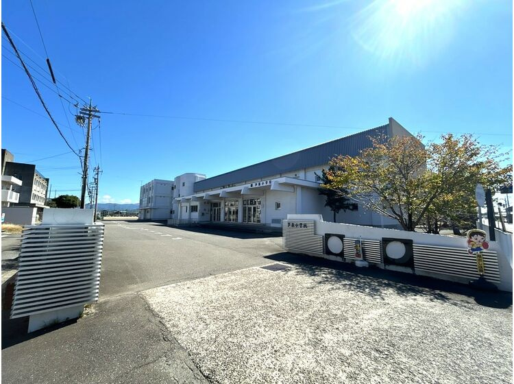 【小学校】あわら市立芦原小学校まで1768ｍ