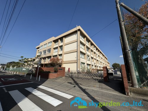 【小学校】藤沢市立亀井野小学校まで1805ｍ