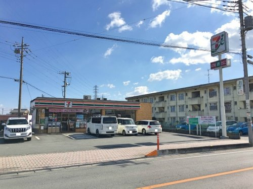 【コンビニエンスストア】セブンイレブン　伊勢崎新栄町店まで285ｍ