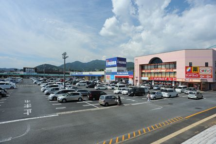 【ショッピングセンター】エムアイプラザまで795ｍ