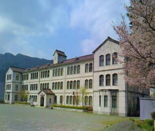 【小学校】青和学園(初等部)まで727ｍ