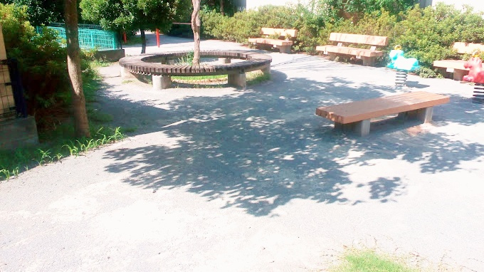 【公園】上野原公園まで686ｍ