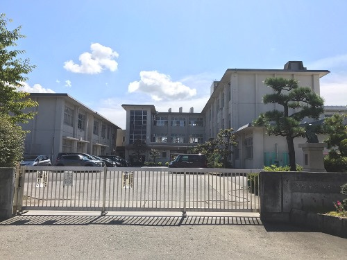 【小学校】城南小学校まで800ｍ