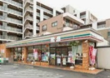 【コンビニエンスストア】セブンイレブン　葛飾青戸5丁目店まで376ｍ