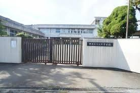 【中学校】田原本町立北中学校まで2300ｍ