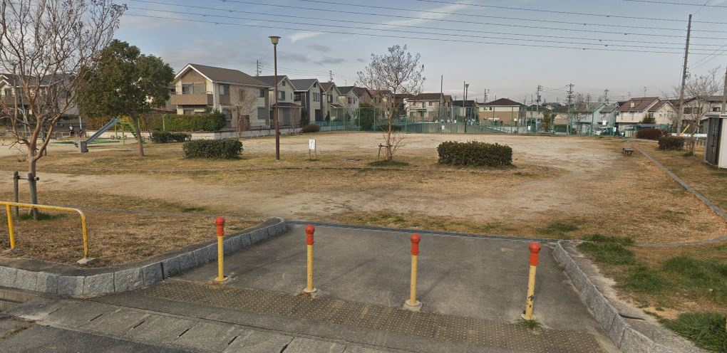 【公園】八ツ松東公園まで179ｍ