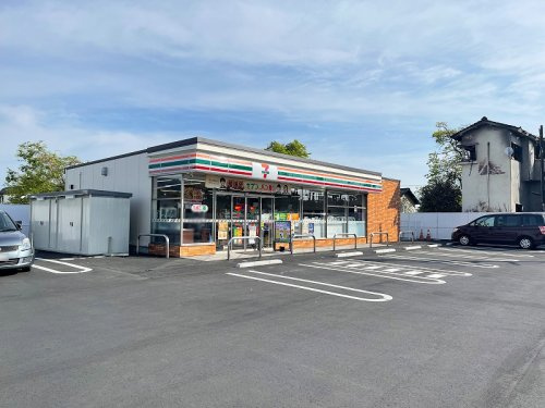 【コンビニエンスストア】セブンイレブン　新座片山2丁目店まで840ｍ