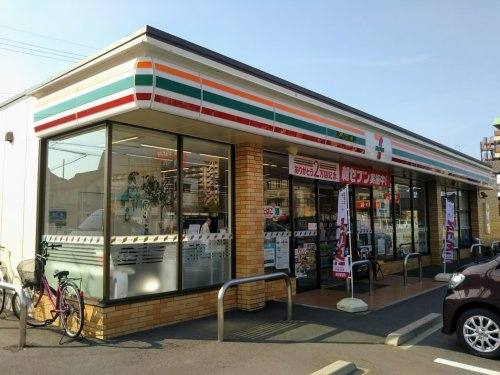 【コンビニエンスストア】セブンイレブン　名古屋小割通2丁目店まで315ｍ