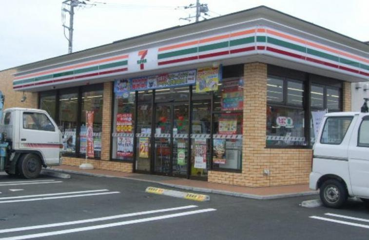 【コンビニエンスストア】セブン-イレブンつくば桜柴崎店まで1013ｍ