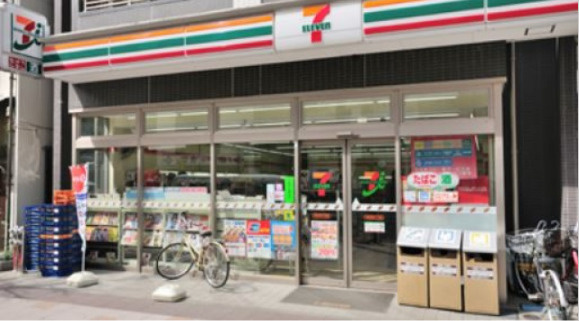 【コンビニエンスストア】セブンイレブン　中央区新川2丁目店まで211ｍ