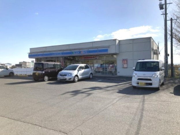 【コンビニエンスストア】ローソン　鹿屋郷之原町店まで794ｍ