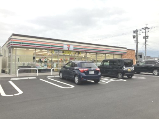 【コンビニエンスストア】セブンイレブン　鹿屋寿7丁目店まで549ｍ
