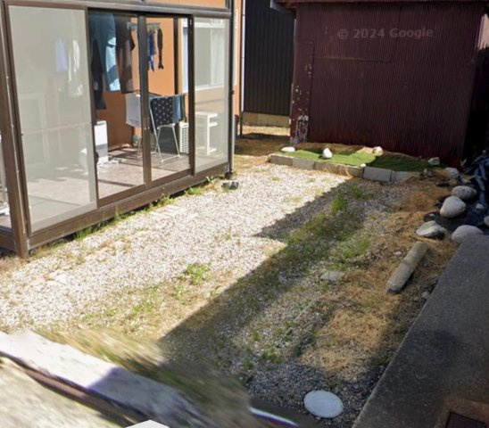 【魚津市吉島戸建の庭】