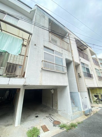 【尺谷テラスの外観】