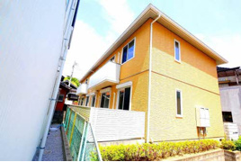 シャーメゾン志のの外観