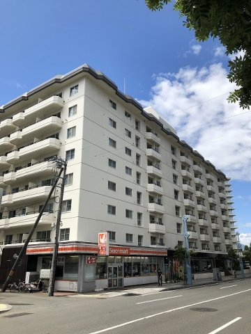 ファミール中の島の画像