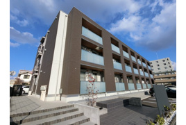 L.シャルルの外観