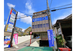 大和本社ビル本館の外観