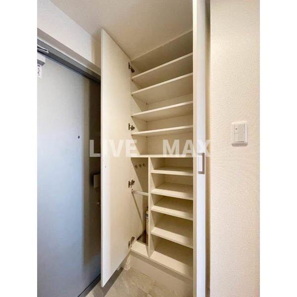 MFPRコート木場公園の玄関