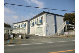 リバーサイド川奈の外観
