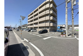 フィネス南川添の外観