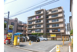 ラビータ新城の外観