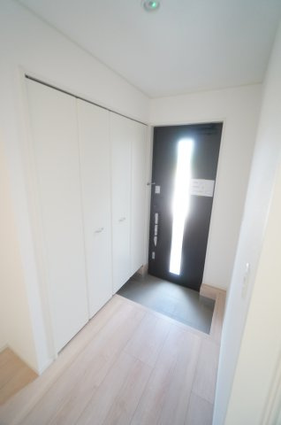 【Kolet千葉川戸町の玄関】