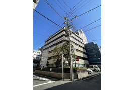 関内ファーストビルの外観