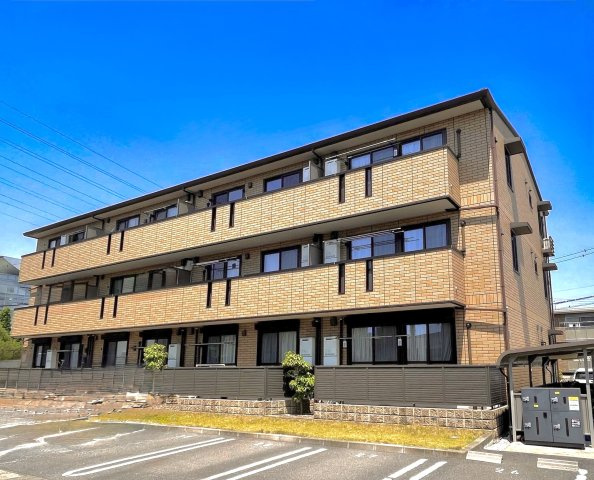 大垣市小野3丁目&nbsp;3階建&nbsp;築14年のイメージ