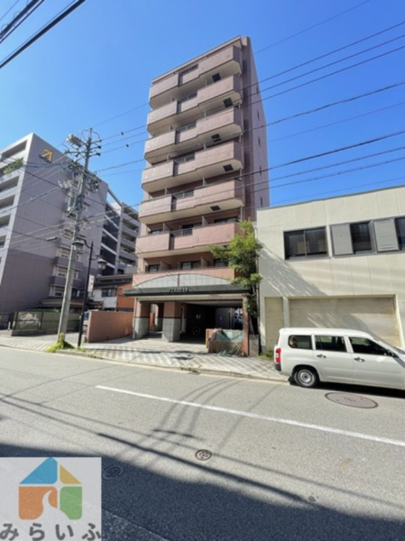 ファミール今池の外観