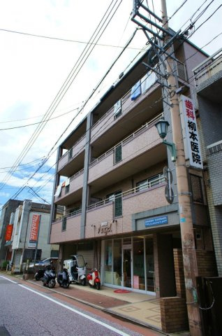 ジェネシス竹下の画像