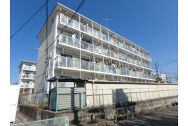 仁川リバーサイドハイツA棟の外観