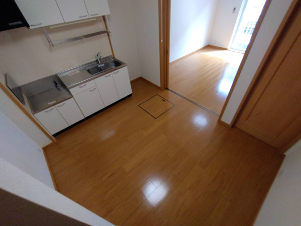 【クレアトゥール　Ｂのキッチン】