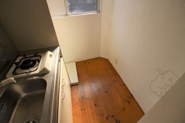 Azuma Apartmentの内装