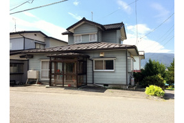 遠野市松崎町白岩の戸建ての外観