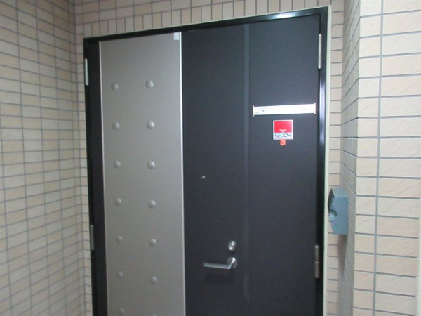 【ROYAL SESSIONSのその他】